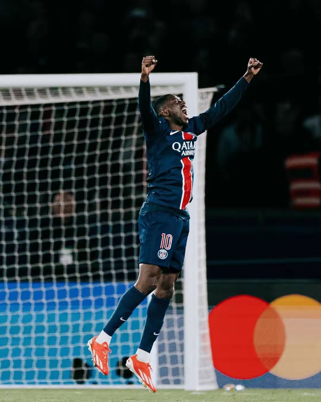 转会期阿森纳备战欧篮联，远射贴柱细节曝光，态度坚定，高层口径保持一致(埃泽转会阿森纳转会过程)